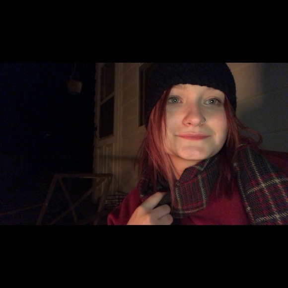 Meet your Posher, Jenna - Picture 1 of 1